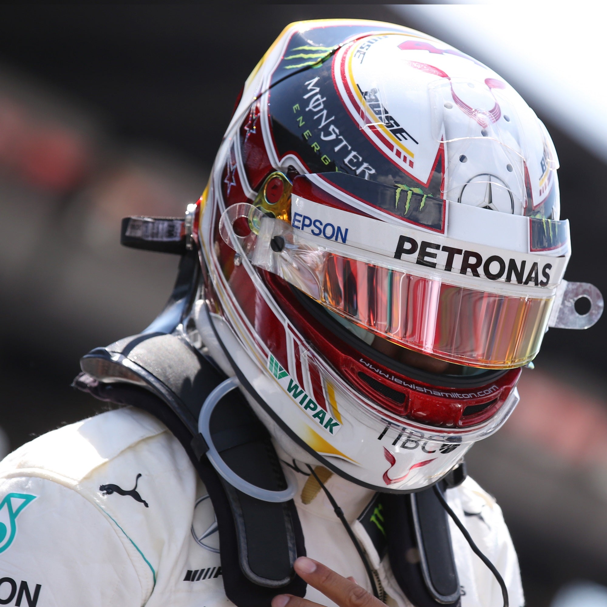 2018 Lewis Hamilton Limited Edition 9/18 5th World Championship Replica Mercedes F1 Helmet
