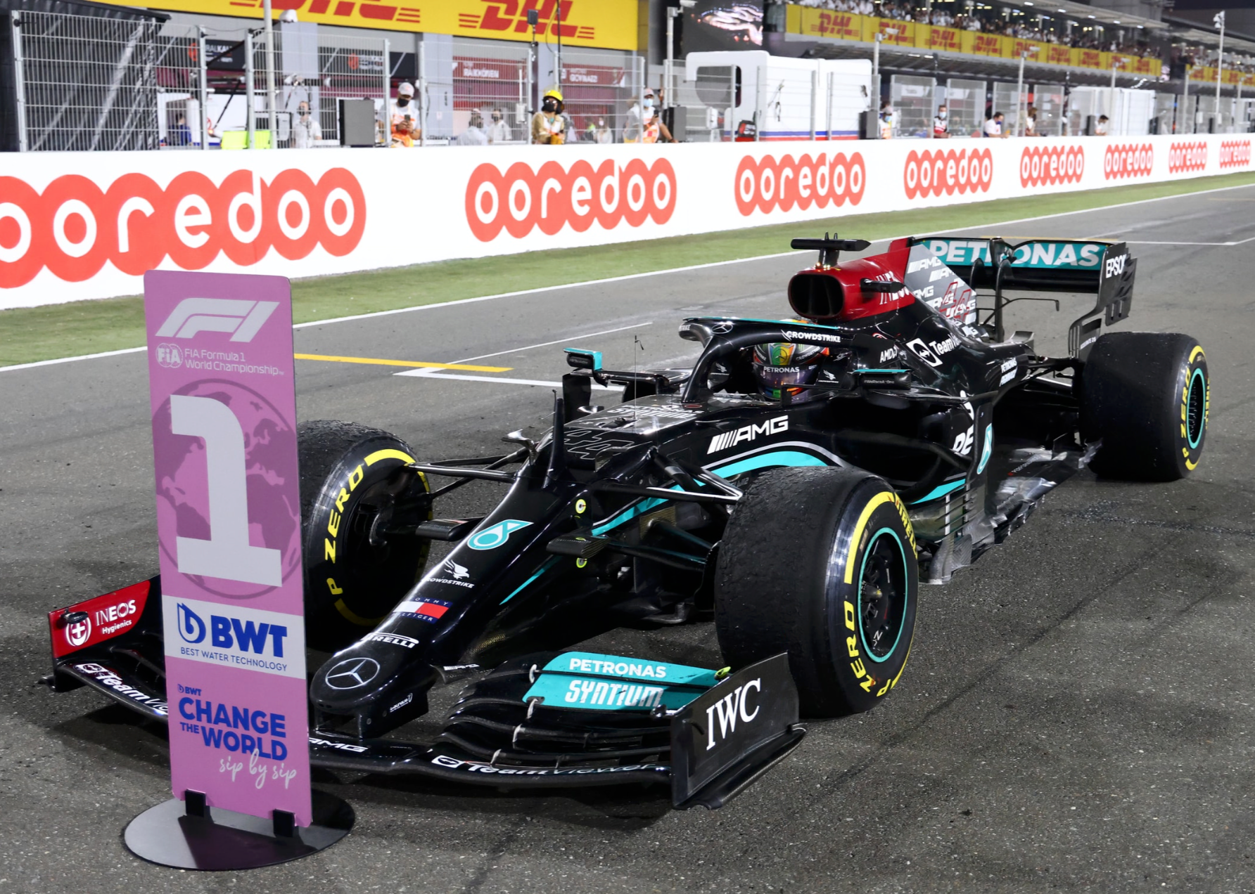 2021 Lewis Hamilton Signed Qatar/Saudi Arabian GP Replica Mercedes F1 Helmet