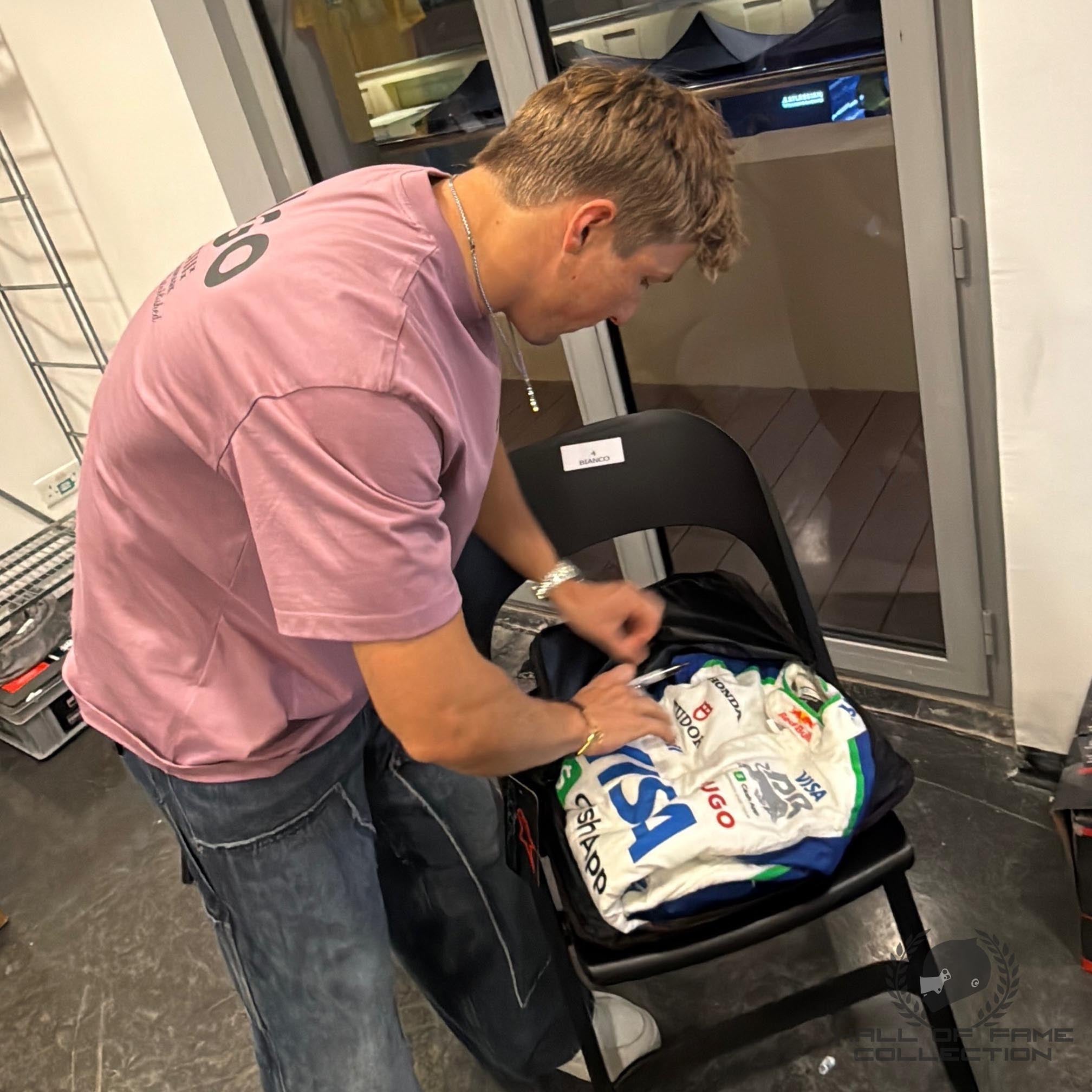 2025 Liam Lawson Signed Abu Dhabi 'Rookie Season' Racing Bulls F1 Suit