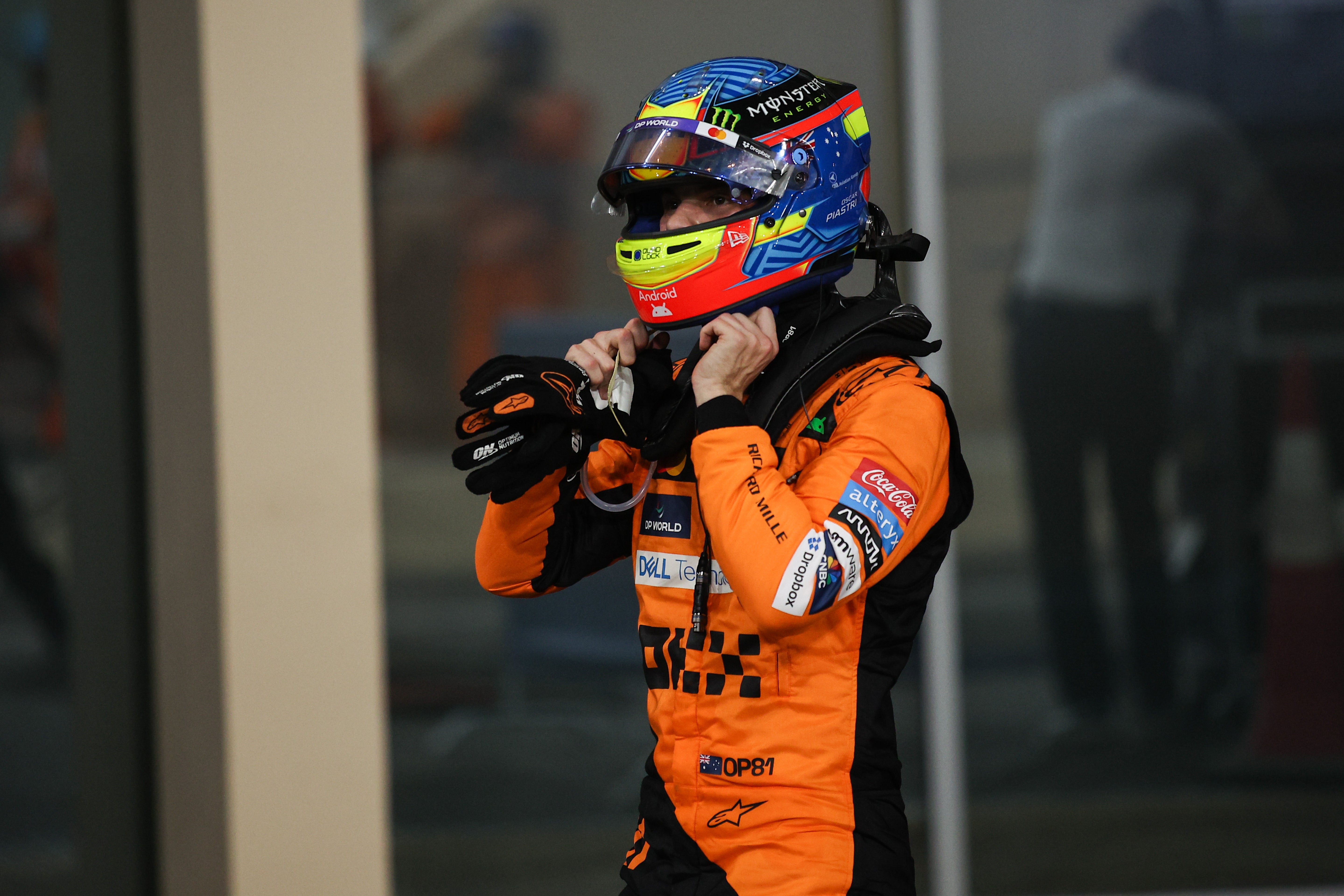 2024 Oscar Piastri Signed Race Used McLaren F1 Gloves