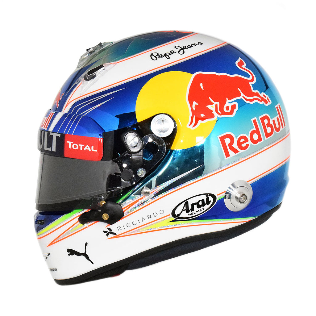 2016 Daniel Ricciardo Red Bull Racing Media F1 Helmet