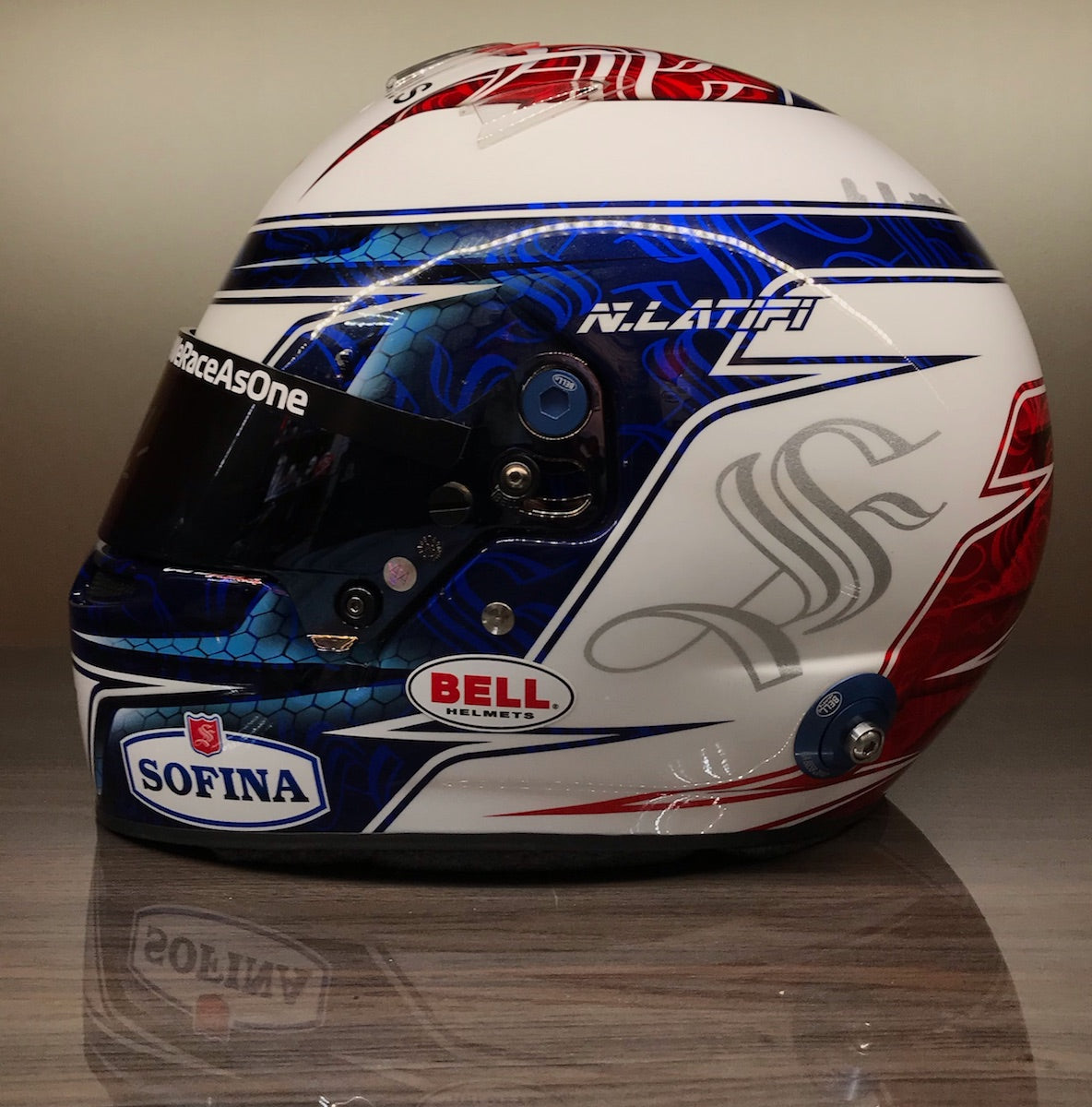 2021 Nicholas Latifi Signed Race Used Williams Bell HP 77 F1 Helmet