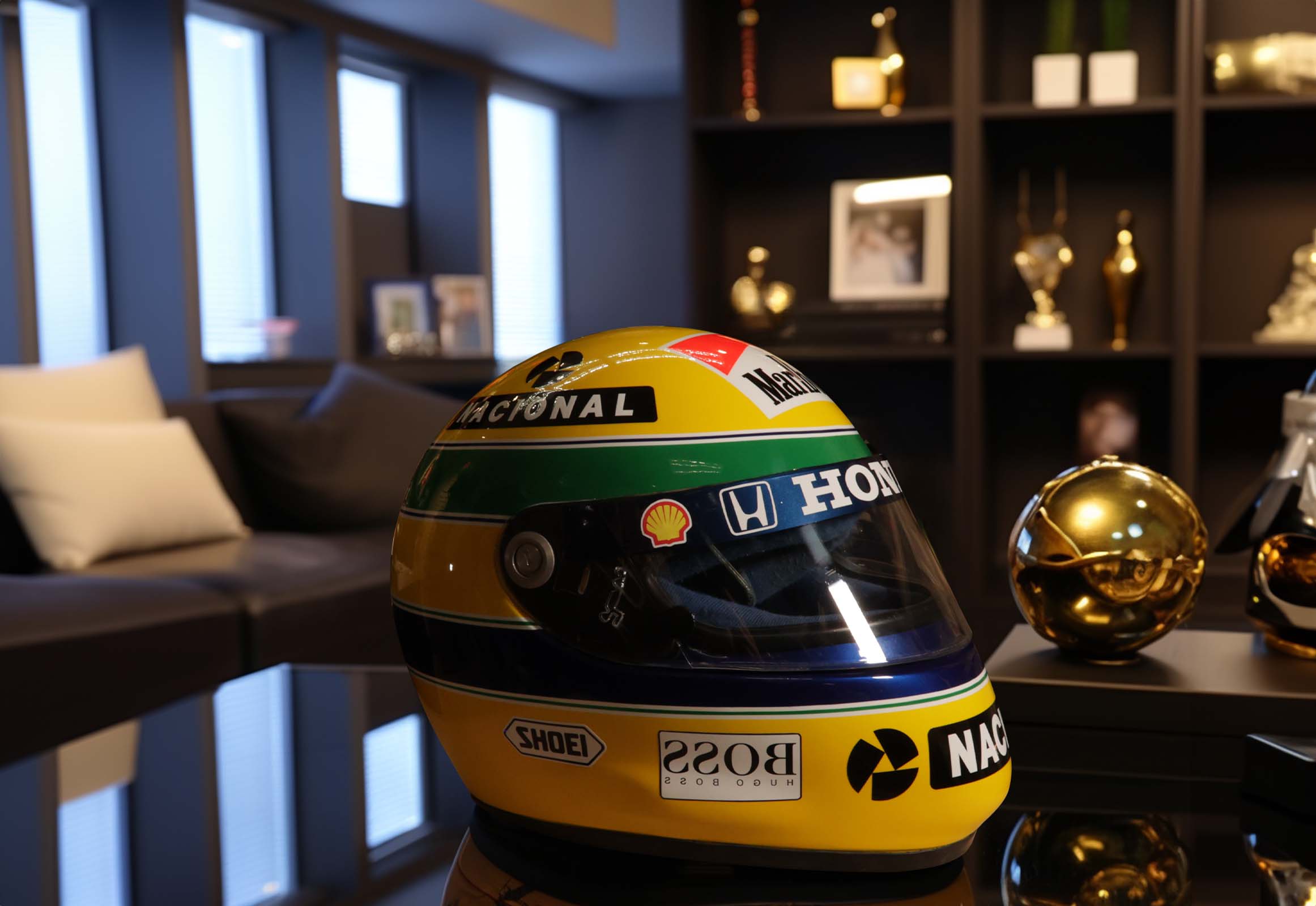 1992 Ayrton Senna Replica McLaren Shoei X4 F1 Helmet