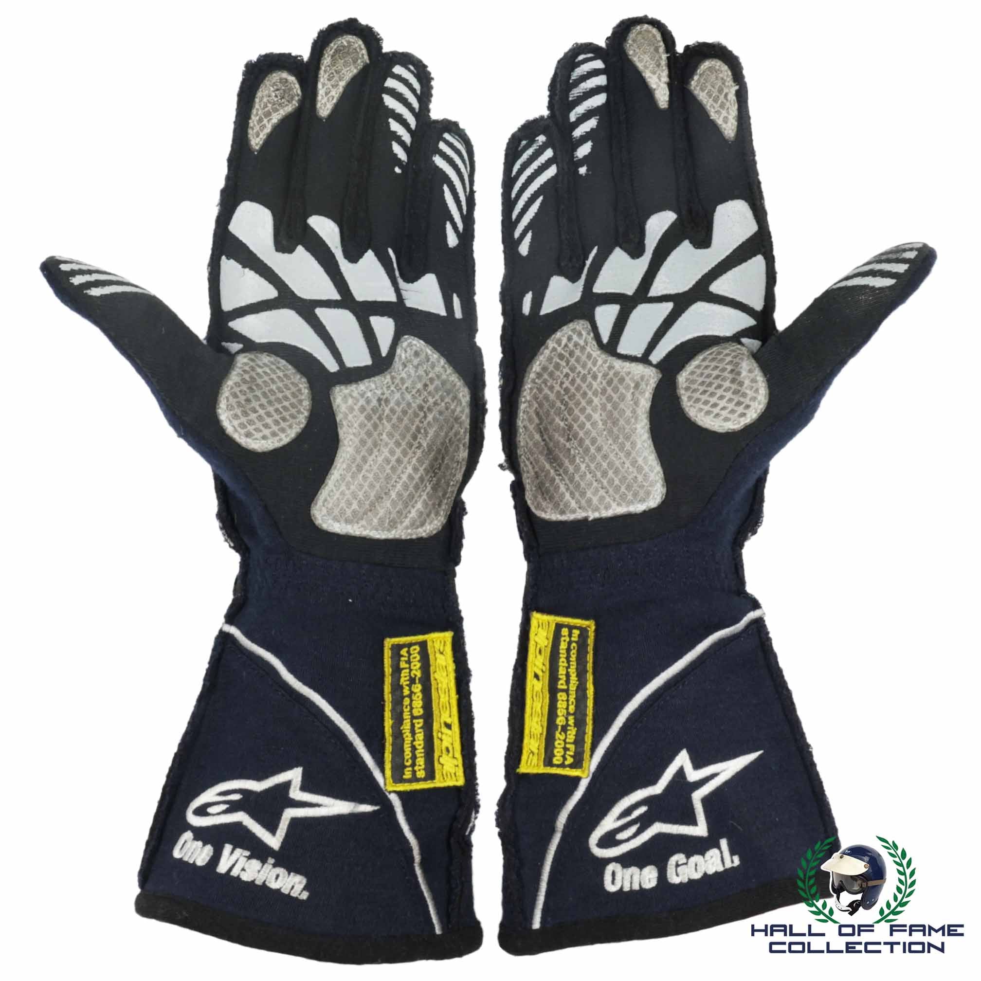 2015 Daniel Ricciardo Race Used Red Bull Racing F1 Gloves