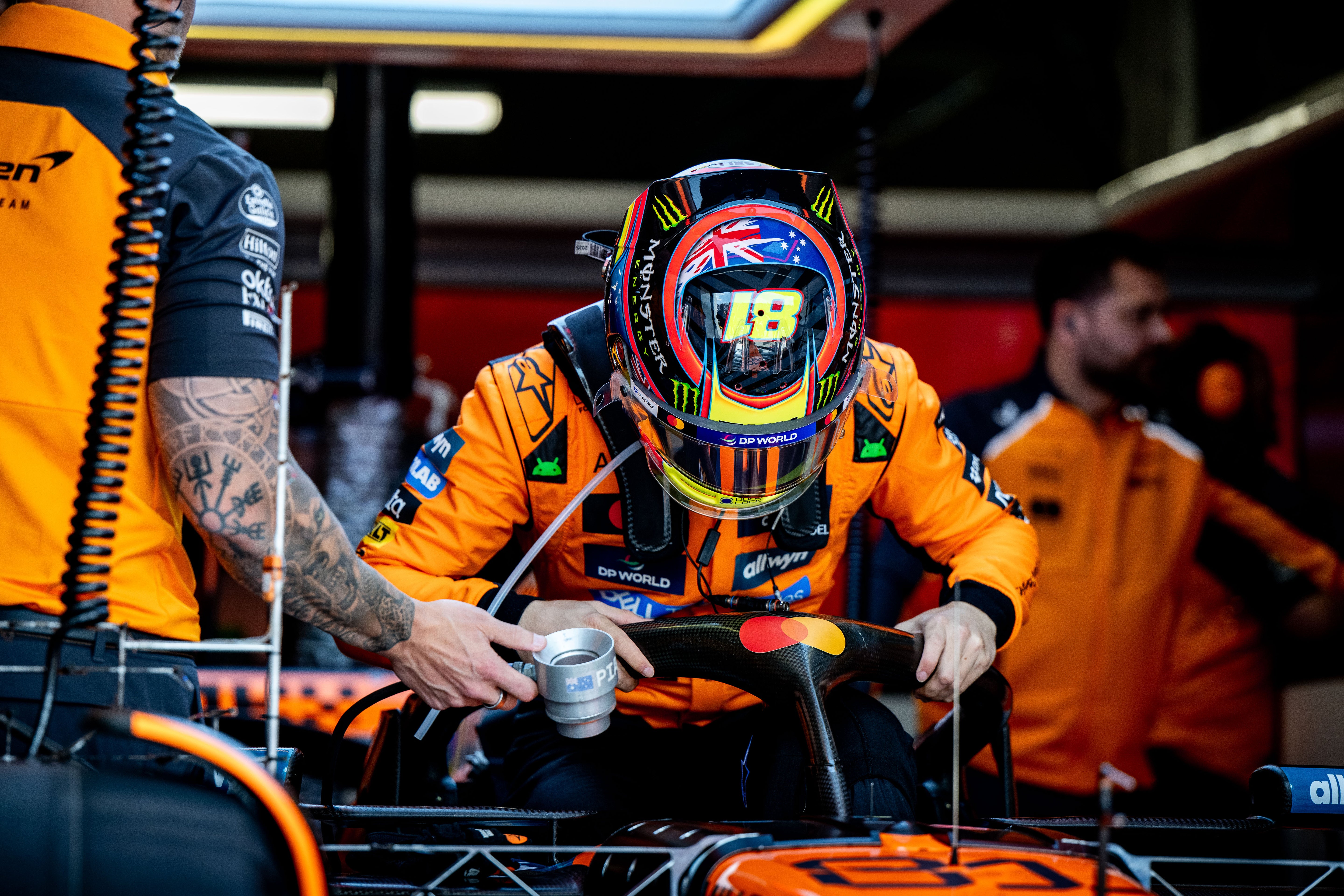 2025 Oscar Piastri Signed Original Used McLaren F1 Suit