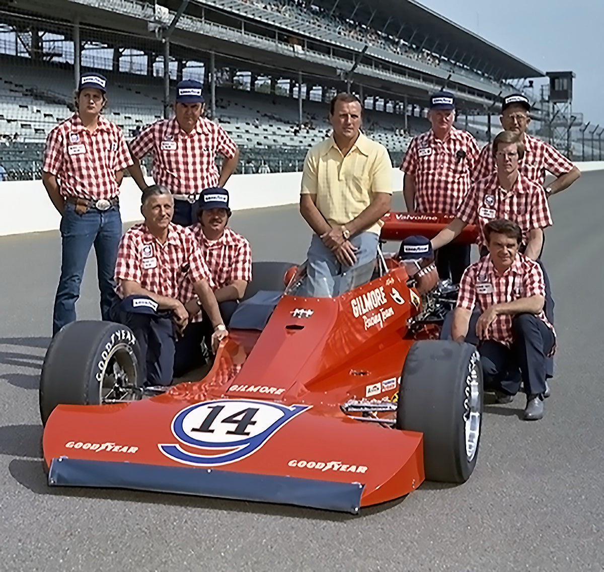 1975 A.J. Foyt Gilmore Racing 'Six Time IndyCar Champion' 18k Gold Ring